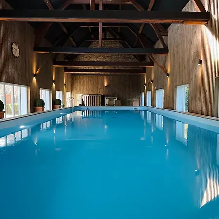 펜션 House In A With Swimming Pool Near Le Touquet Paris *